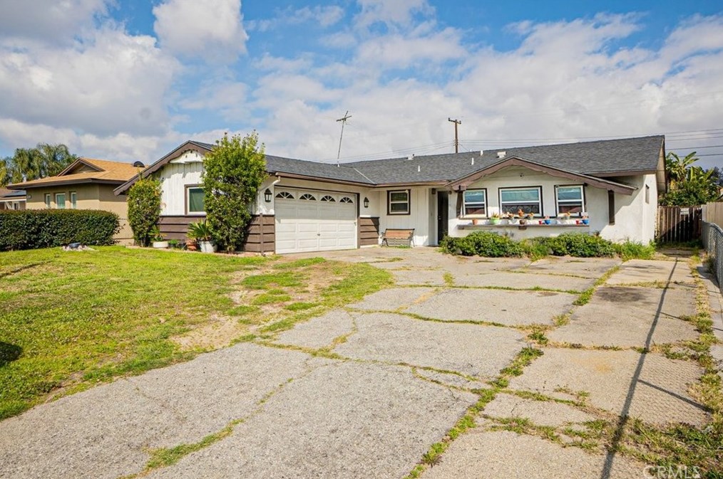 1779 Princeton St, Ontario, CA 91764-2260