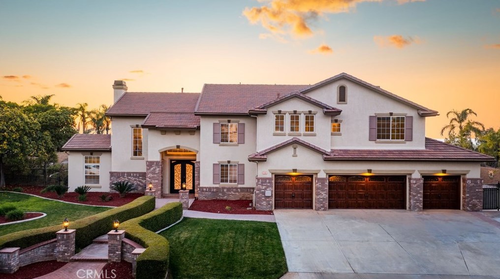7449 Chateau Ridge Ln, Riverside CA  92506-7548 exterior