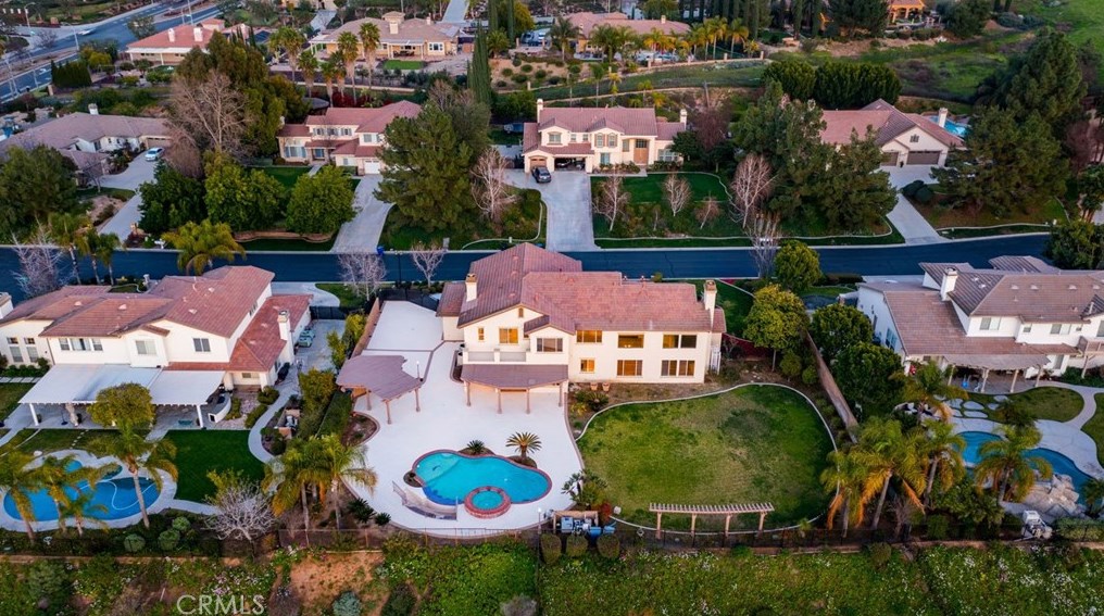 7449 Chateau Ridge Ln, Riverside CA  92506-7548 exterior