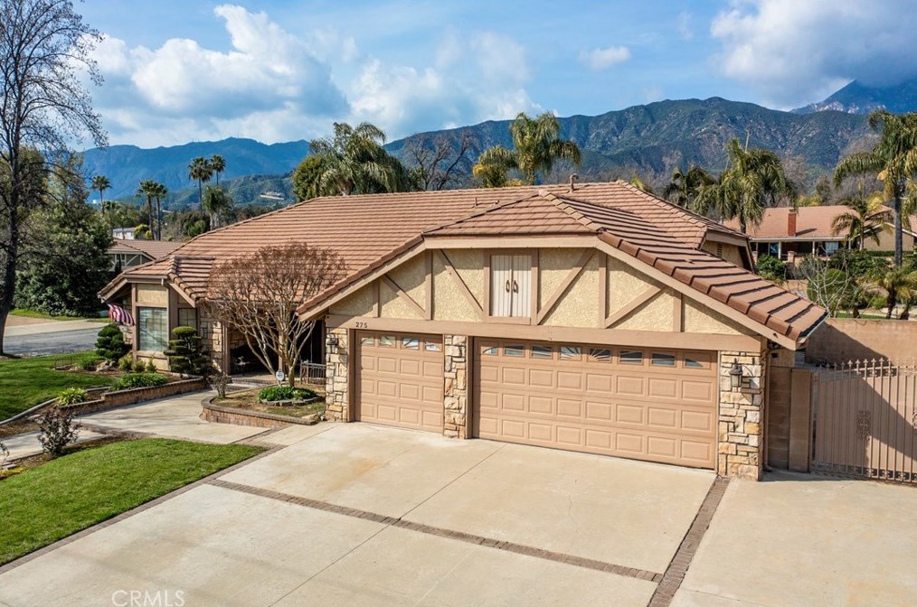 275 E 23rd St, Upland, CA 91784
