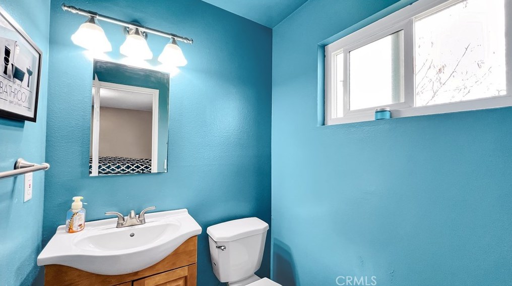 10029 Nancy Ave, Beaumont CA  92223-4122 exterior