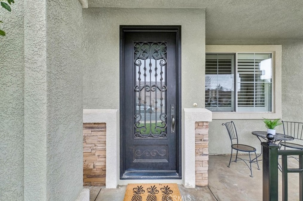 14550 Arizona St, Fontana CA  92336-0806 exterior
