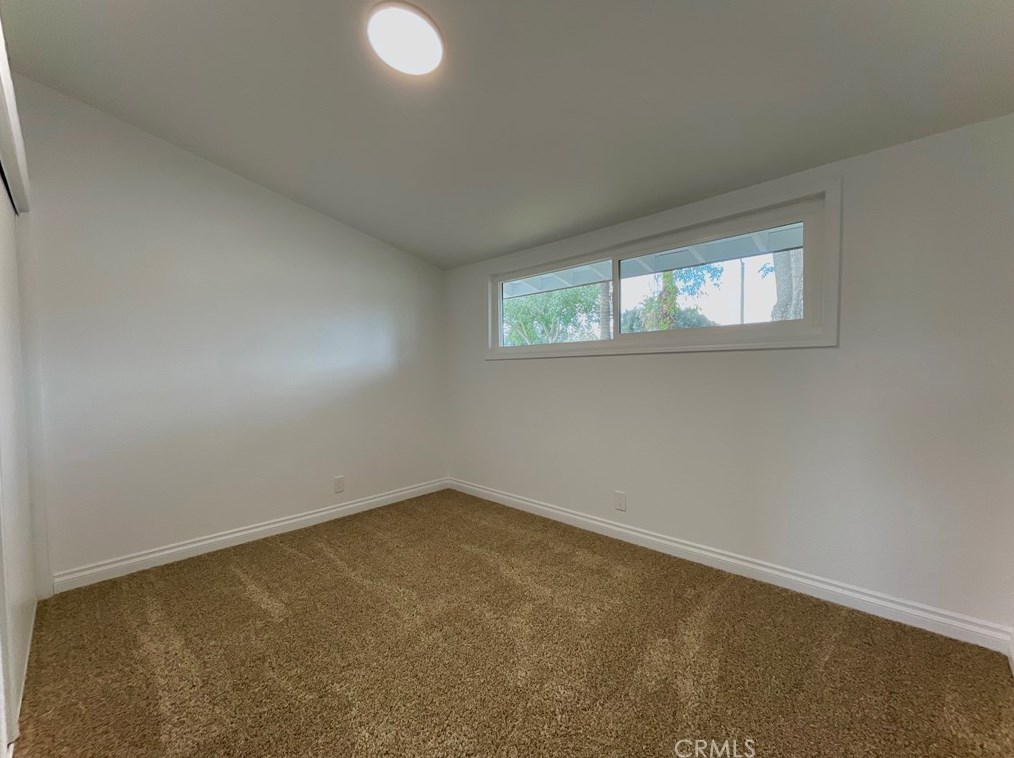 6810 El Cajon Dr, Riverside CA  92504-2006 exterior