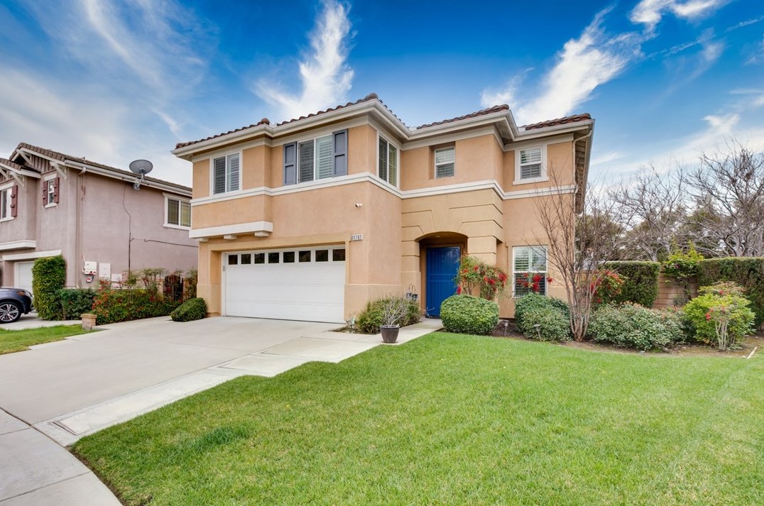 11707 Bunker Hill Dr, Rancho Cucamonga, CA 91730-3944
