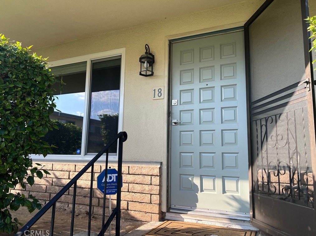 2350 Osbun Rd #18, San Bernardino, CA 92404