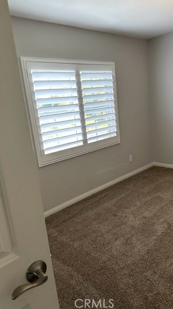 811 Inverlochy Dr, Fallbrook CA  92028-4498 exterior