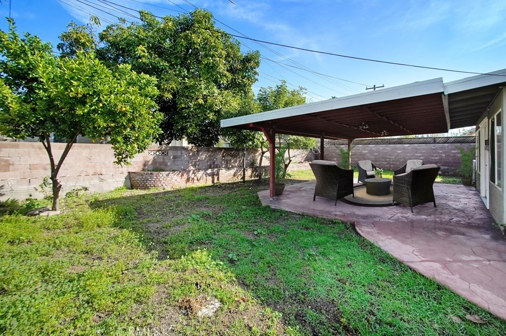 348 39th St, San Bernardino CA  92404-1742 exterior