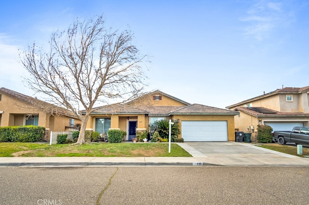 11888 Trailwood St, Victorville, CA 92392-1252