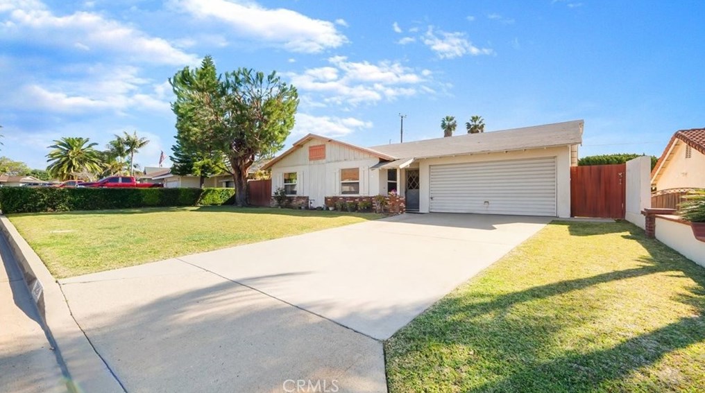 3824 S Nearpoint Dr, West Covina, CA 91792
