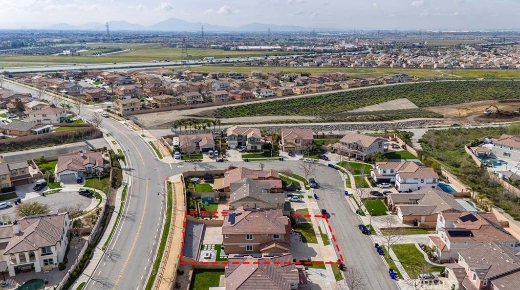 5055 Glenwood Ave, Fontana CA  92336-0765 exterior