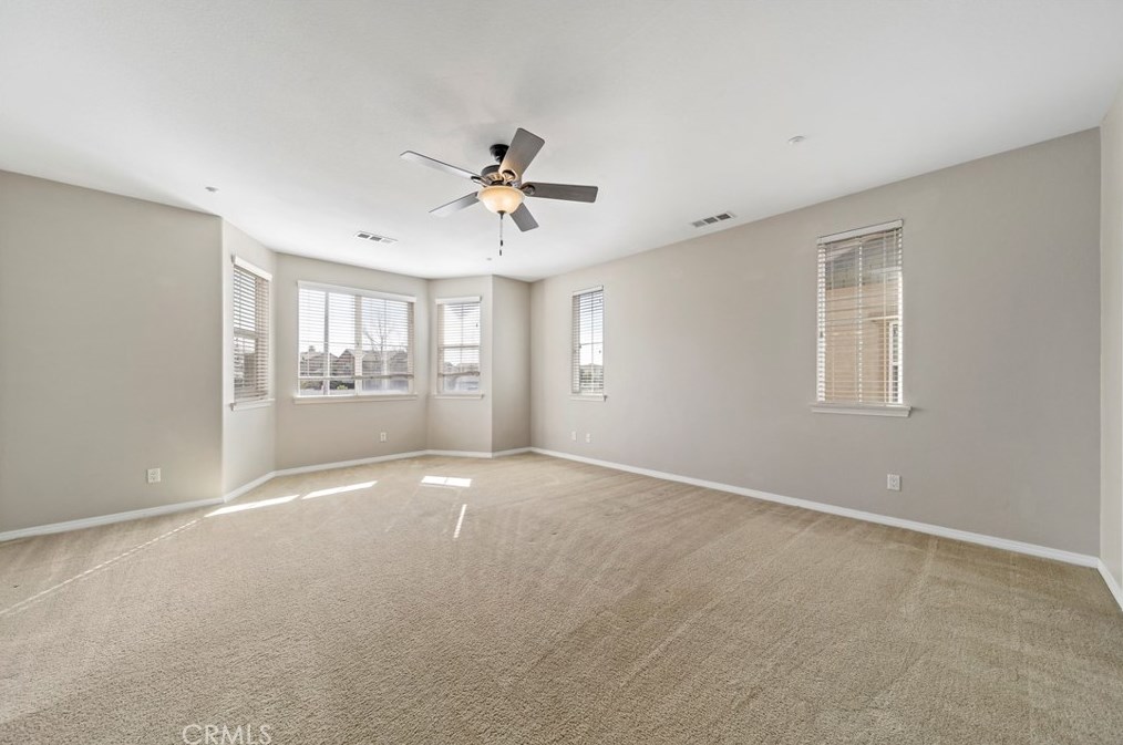 5055 Glenwood Ave, Fontana CA  92336-0765 exterior