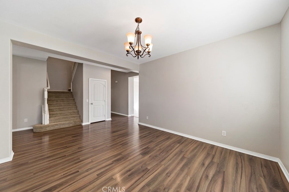 5055 Glenwood Ave, Fontana CA  92336-0765 exterior