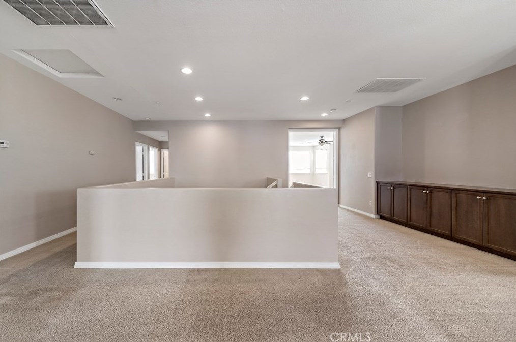 5055 Glenwood Ave, Fontana CA  92336-0765 exterior