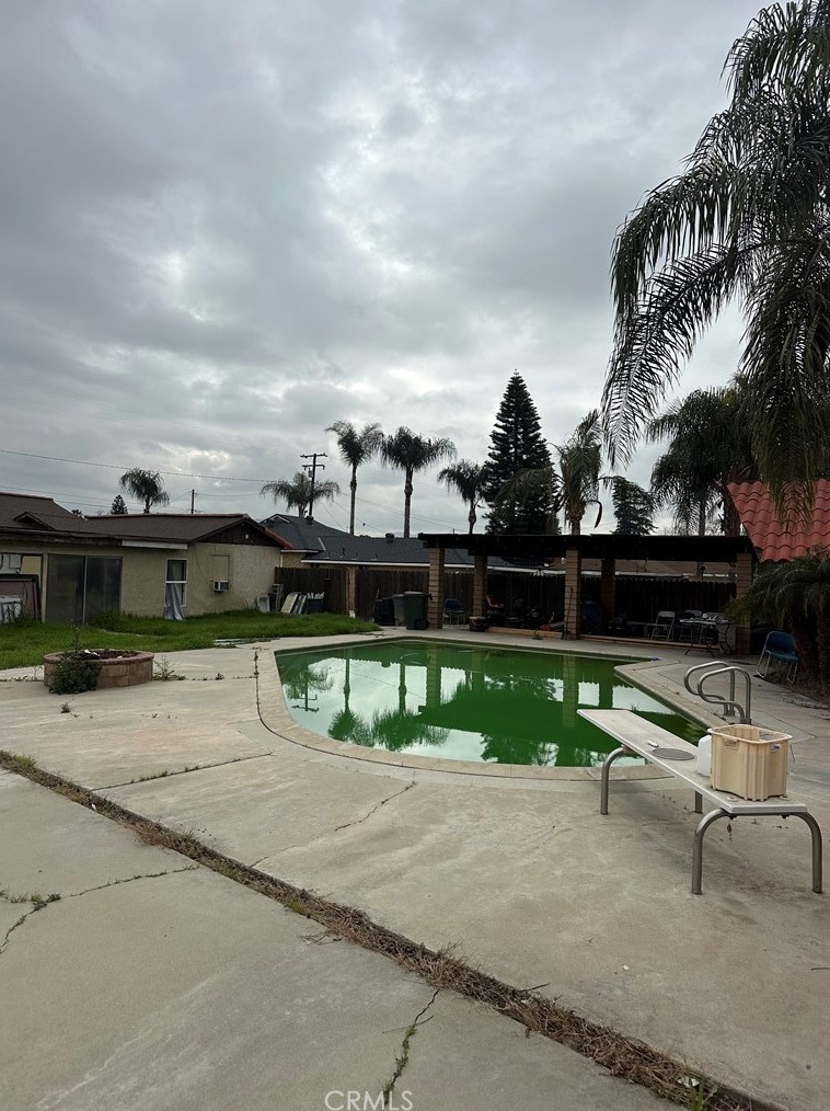 864 Jackson St, Colton, CA 92324
