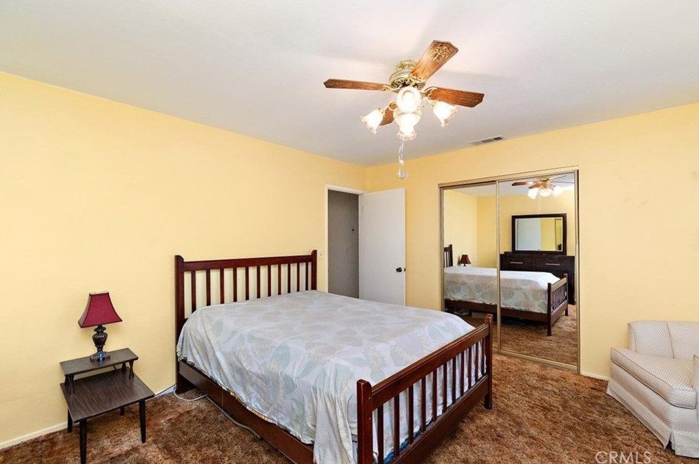 27195 Orangemont Way, Hemet CA  92544-8308 exterior