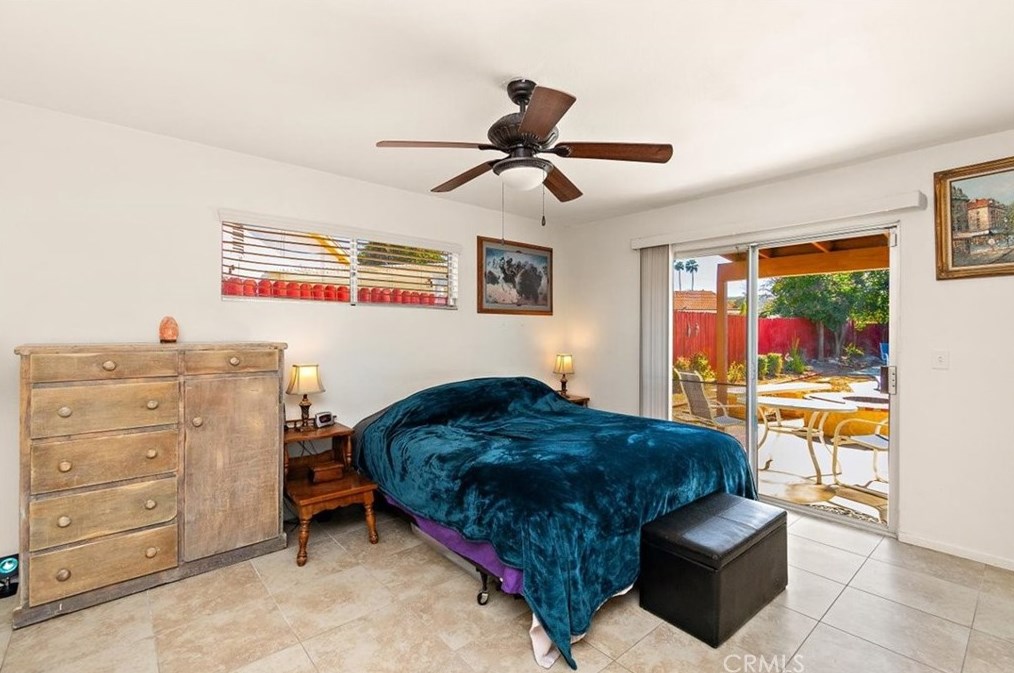 27195 Orangemont Way, Hemet CA  92544-8308 exterior