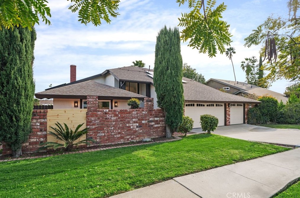 248 E Blue Mountain Way, Claremont, CA 91711