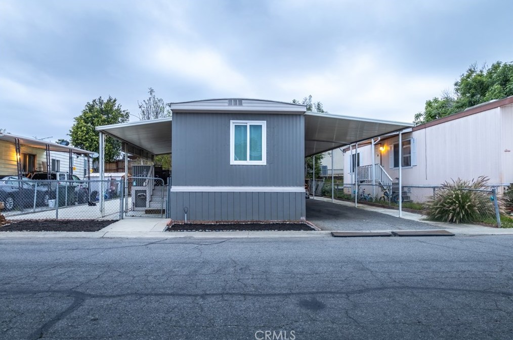 6130 Camino Real #42, Riverside, CA 92509