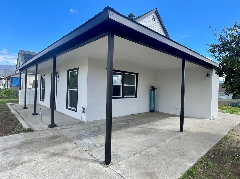 2863 California St, San Bernardino CA  92407-6614 exterior