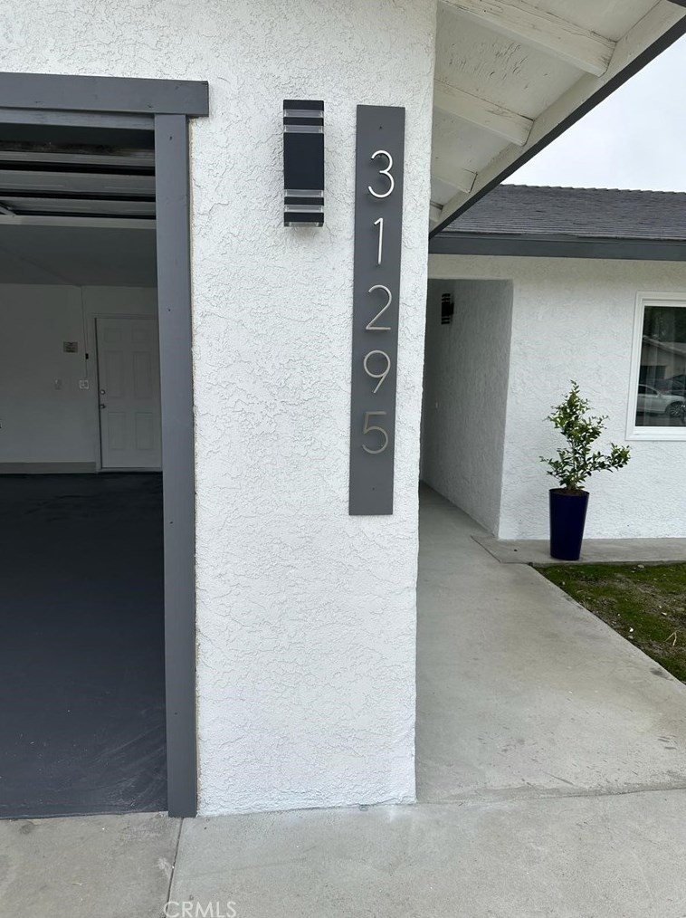 31295 Whispering Palms Trl, Cathedral City, CA 92234-5283