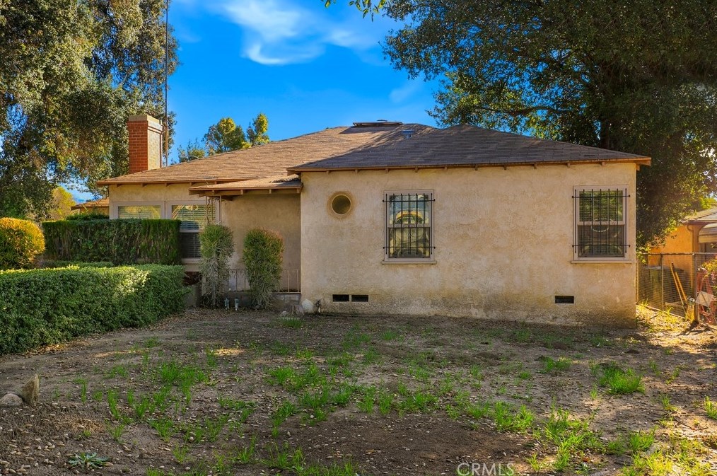2895 Serrano Rd, San Bernardino CA  92405-3050 exterior