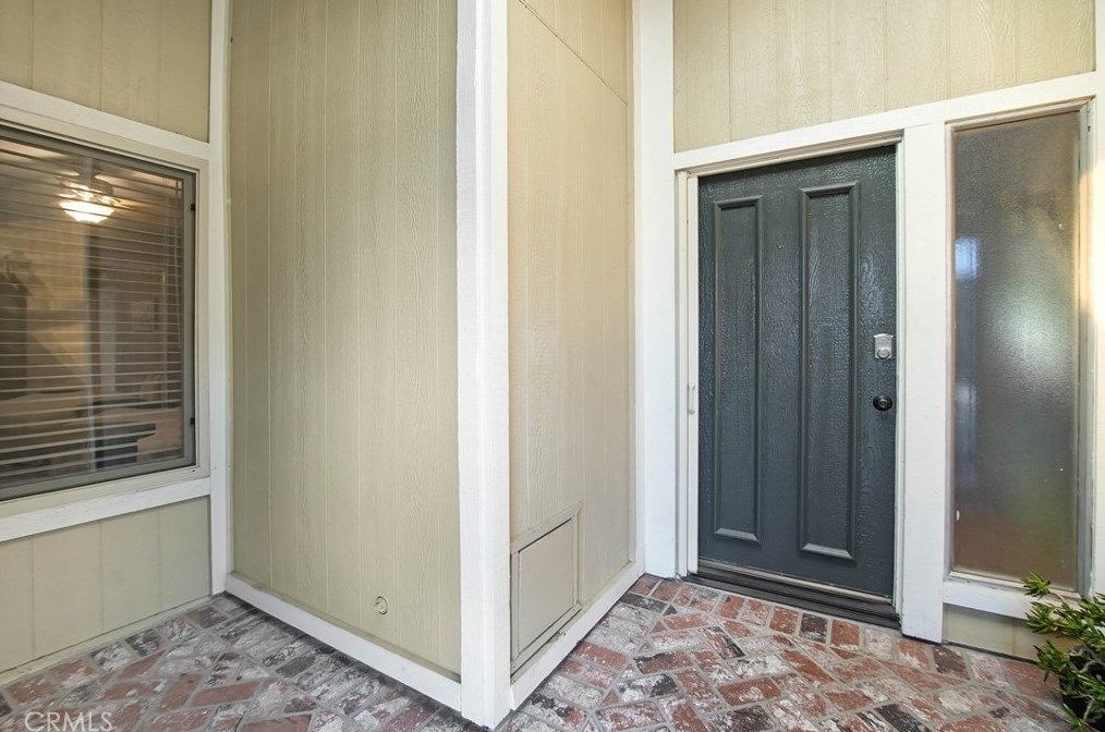 681 Windham Dr, Claremont CA  91711-3551 exterior