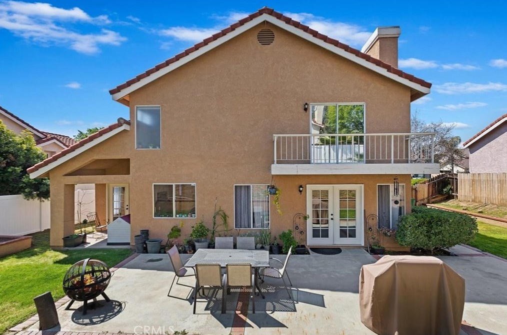 24371 Old Country Rd, Moreno Valley CA  92557-4008 exterior