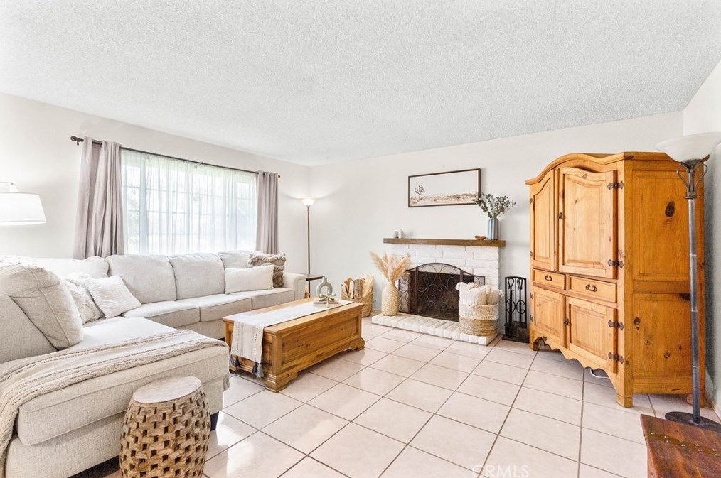 4303 San Bernardino Ct, Montclair, CA 91763-2128