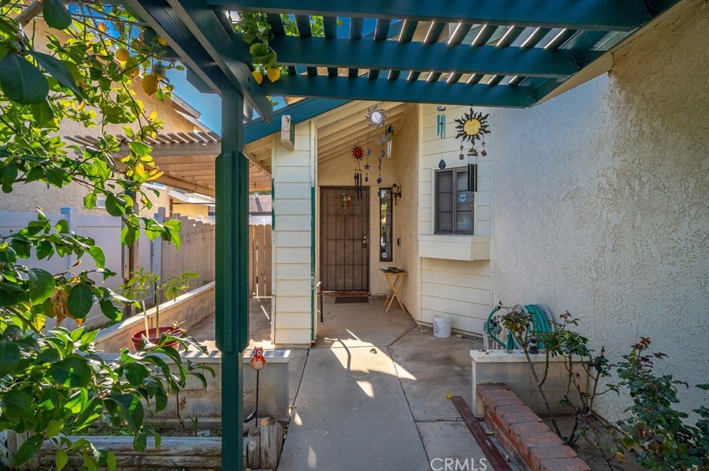 13683 Red Mahogany Dr, Moreno Valley, CA 92553-6517