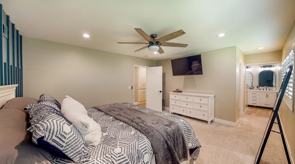 1358 Edgefield St, Upland CA  91786-3444 exterior