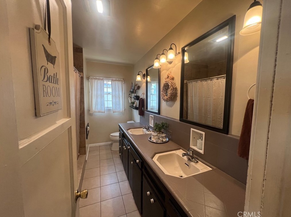 3344 Sierra Way, San Bernardino CA  92405-2546 exterior