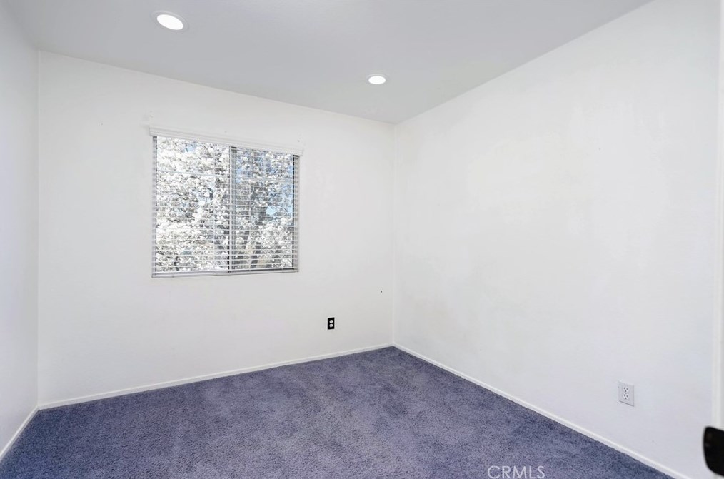 45508 Fairbanks Ave, Lancaster CA  93534-1392 exterior