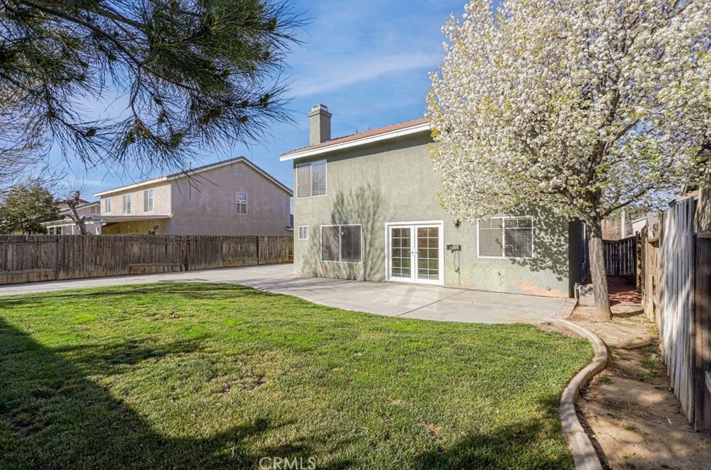 45508 Fairbanks Ave, Lancaster CA  93534-1392 exterior