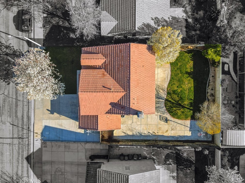 45508 Fairbanks Ave, Lancaster CA  93534-1392 exterior