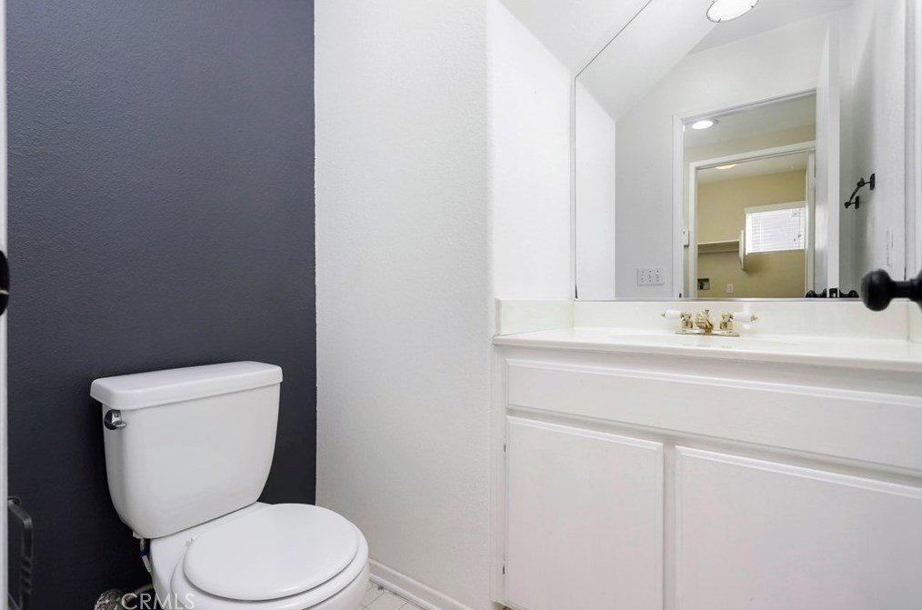 45508 Fairbanks Ave, Lancaster CA  93534-1392 exterior