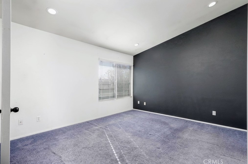 45508 Fairbanks Ave, Lancaster CA  93534-1392 exterior