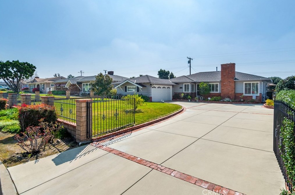 1220 Bennett Ave, Glendora, CA 91741-3123