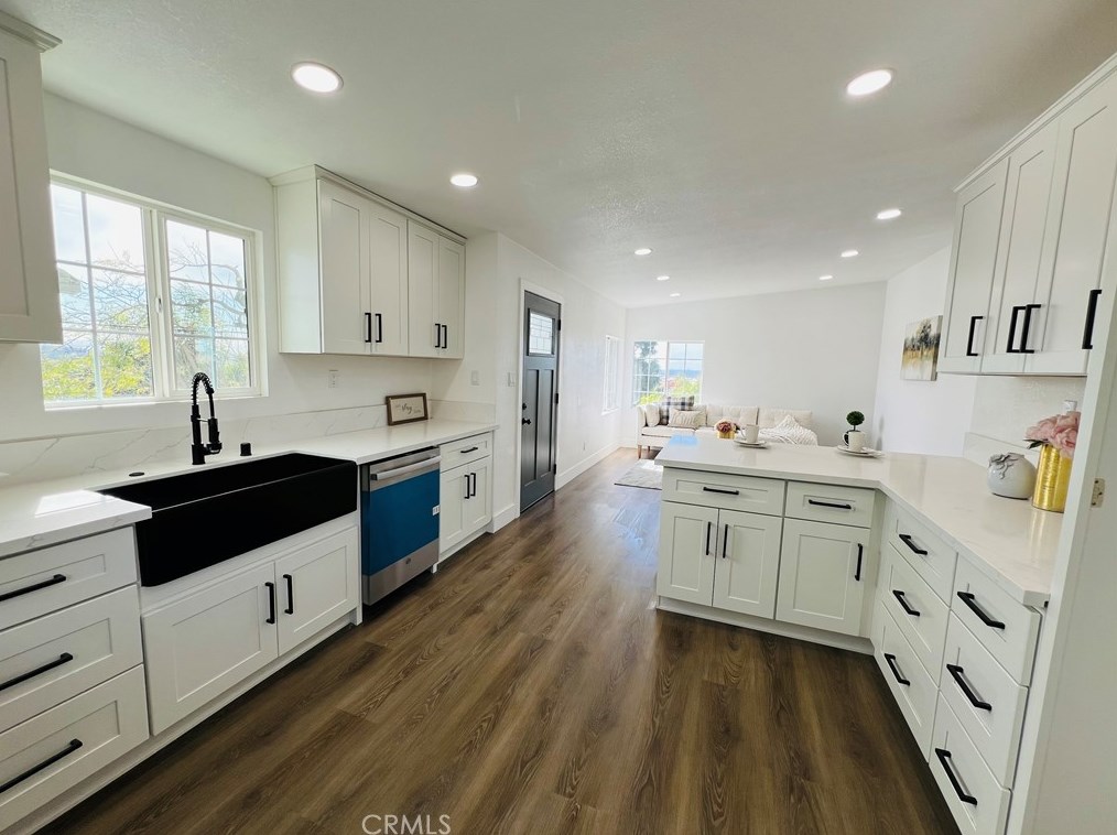 3941 Dwiggins St, Los Angeles CA  90063-1715 exterior