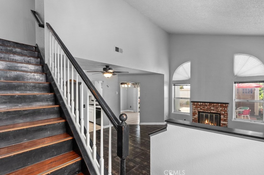 6684 Medford Ct, Chino CA  91710-3887 exterior