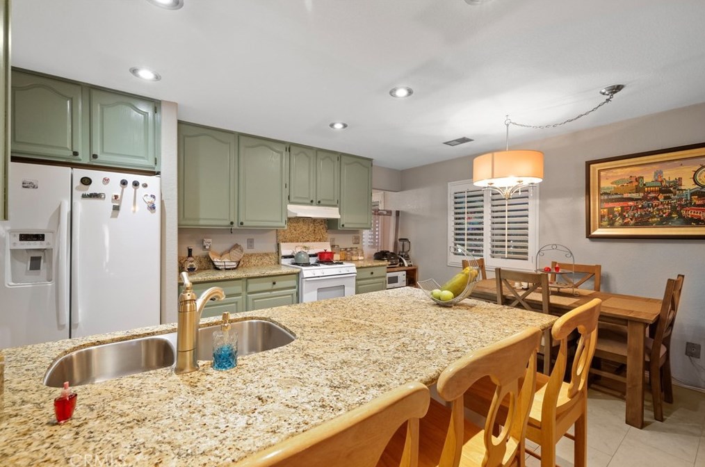 10250 Park St, Bellflower, CA 90706