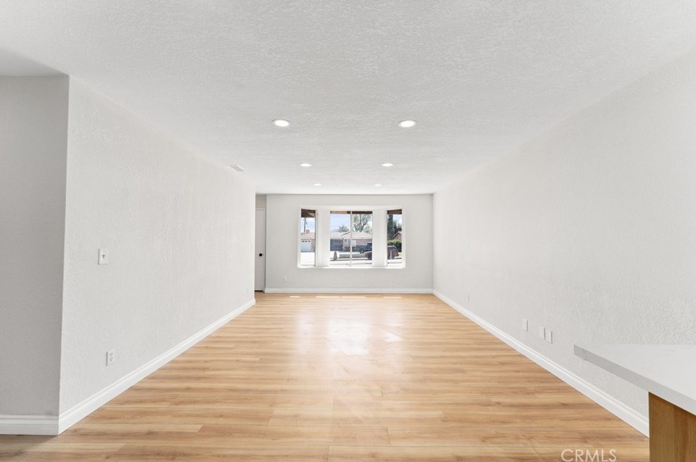774 Northpark Blvd, San Bernardino CA  92407-2525 exterior