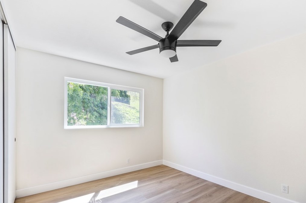 1070 Road Runner Rd, Anaheim CA  92807-4519 exterior