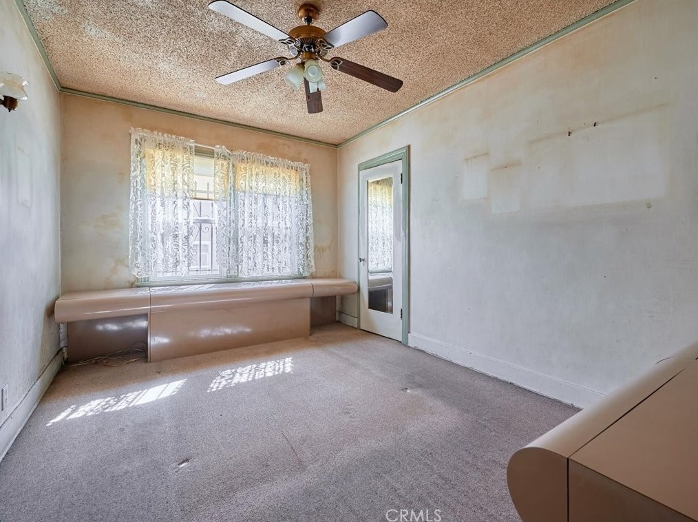2045 Palm Grove Ave, Los Angeles CA  90016-2319 exterior