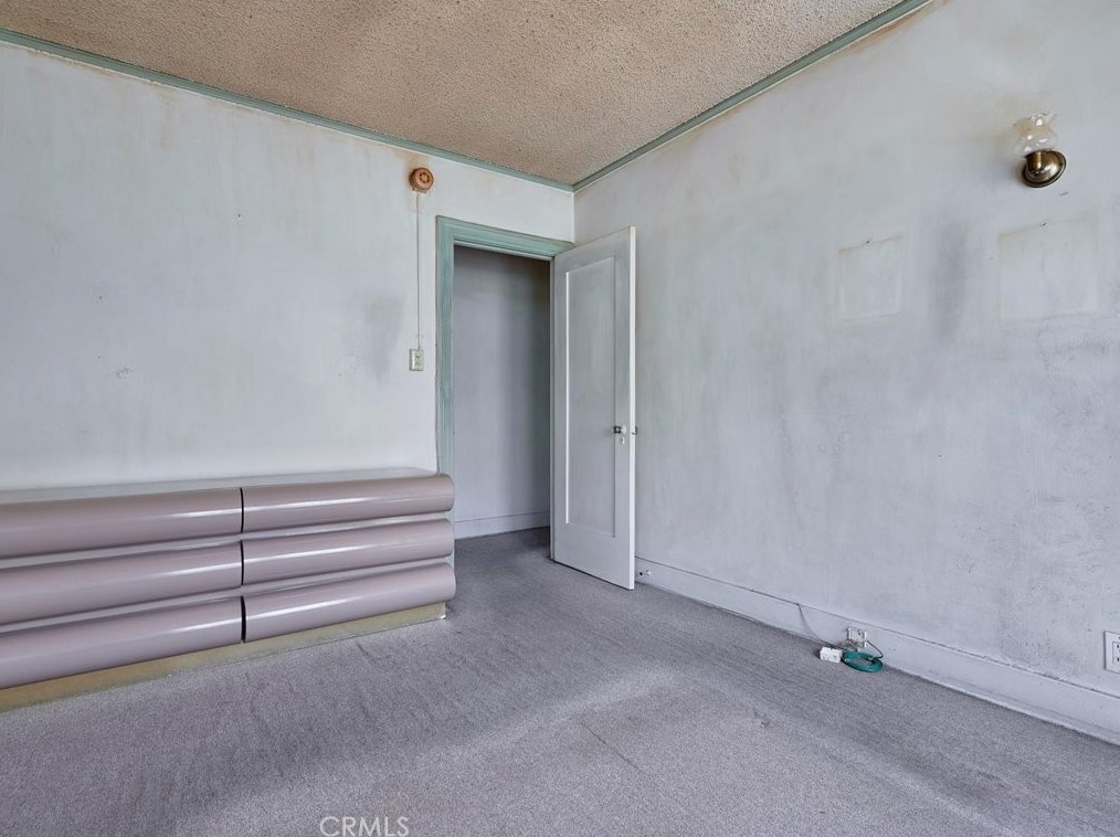 2045 Palm Grove Ave, Los Angeles CA  90016-2319 exterior