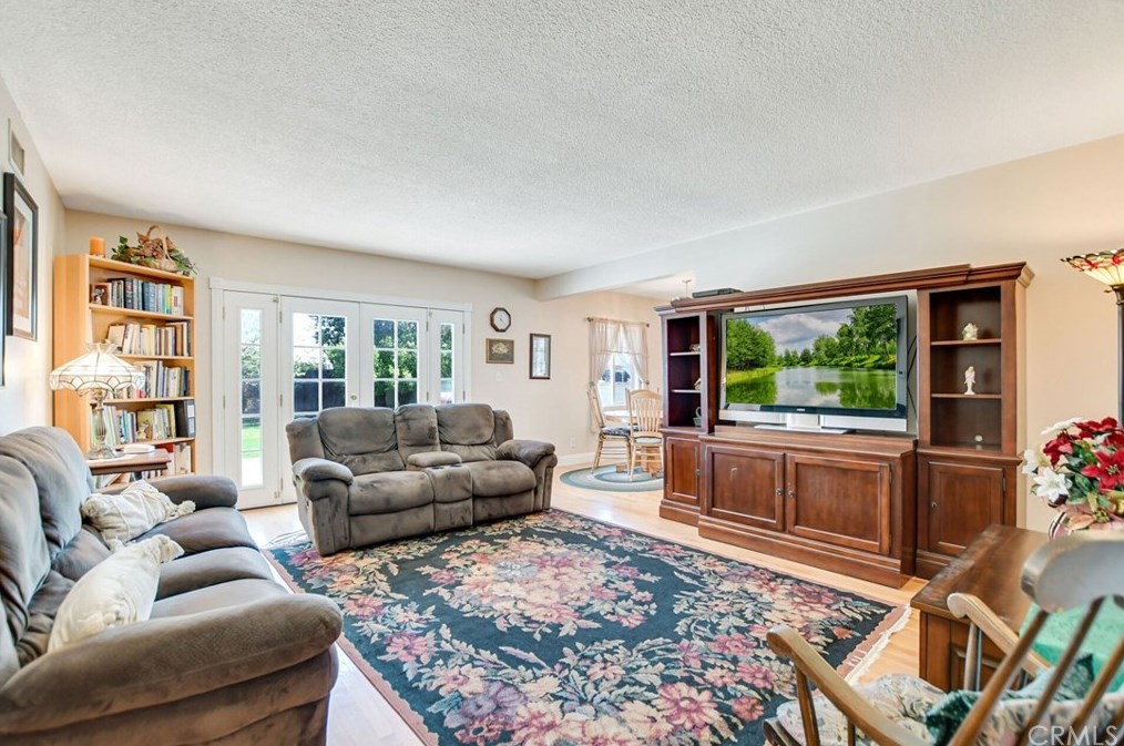 5024 N Arroway Ave, Covina, CA 91724