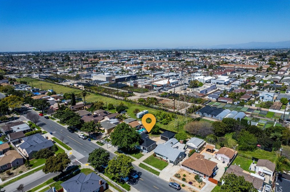 4703 Ashworth St, Lakewood CA  90712-1219 exterior