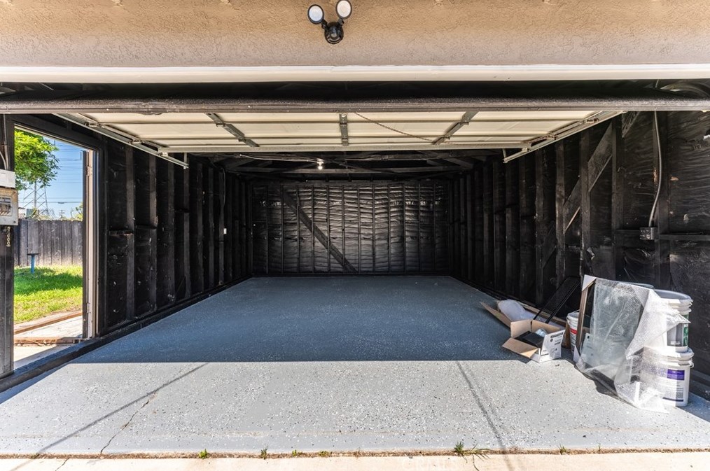 4703 Ashworth St, Lakewood CA  90712-1219 exterior