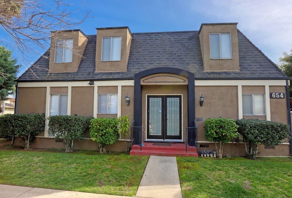 654 E Ruddock St, Covina, CA 91723
