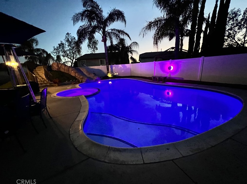 14395 Quail Ct, Fontana CA  92336-3625 exterior