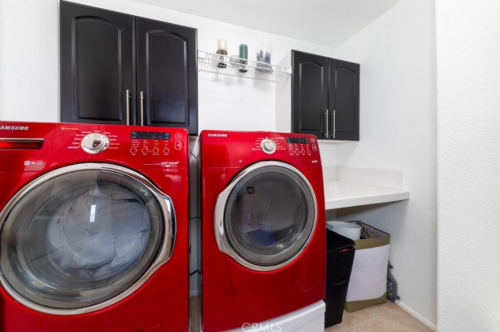 14395 Quail Ct, Fontana CA  92336-3625 exterior